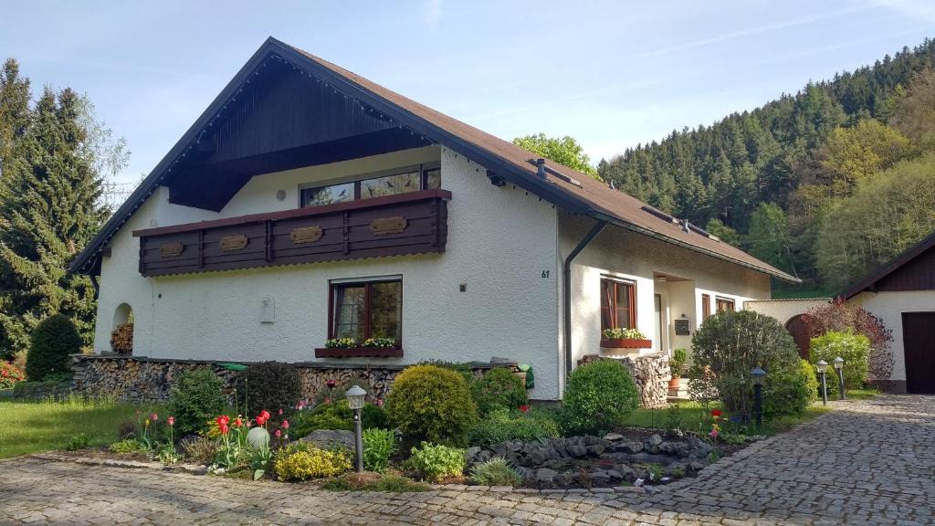 Goldkronach Apartment | Haus Annemarie