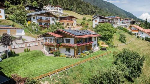 Telfes im Stubai Apartment | Haus Auer Theresia