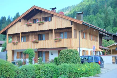 Neuhaus Apartment | Haus-Brecherspitzblick