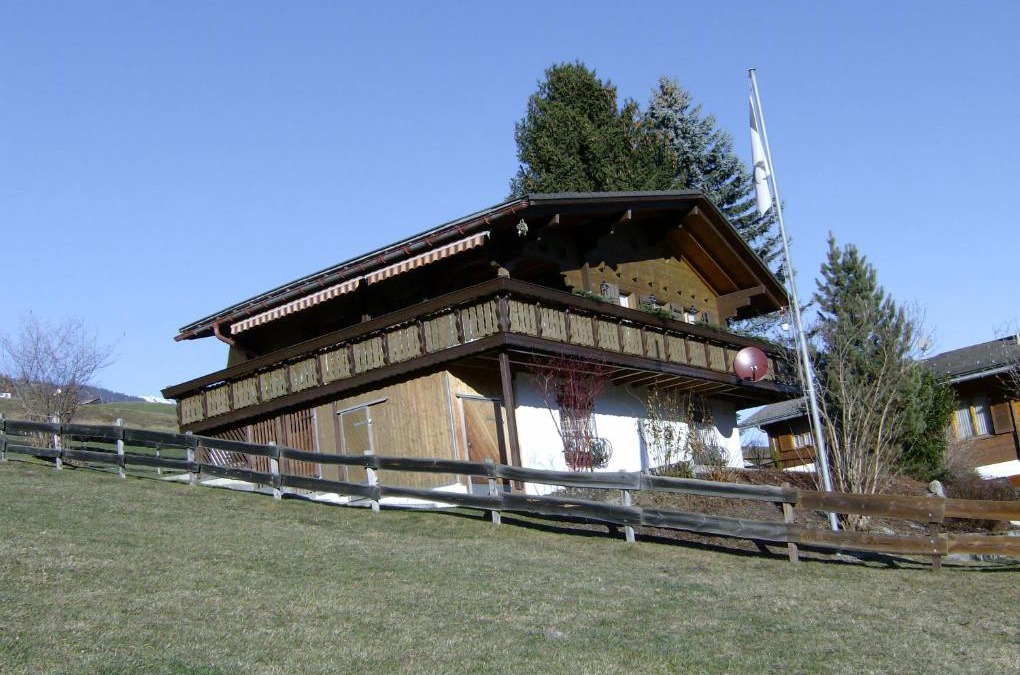 Cazis House | Haus Chalet Beverin