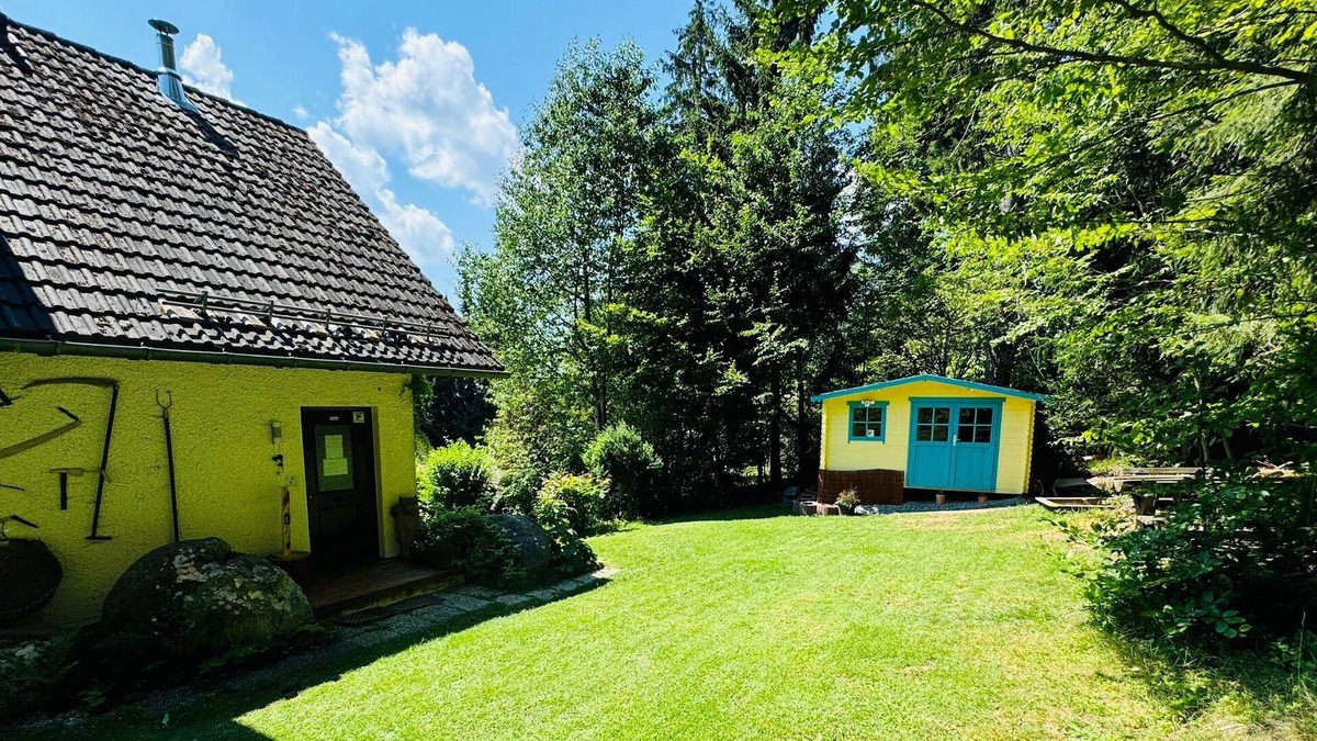Eppenschlag Apartment | "Haus Daxberg" idyllisch gelegen im Bayerischen Wald - Ferienwohnung mit Zimmer Küche Bad