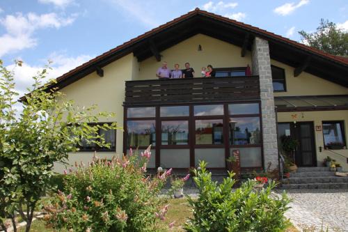 Neuschoenau Apartment | Haus Elisabeth