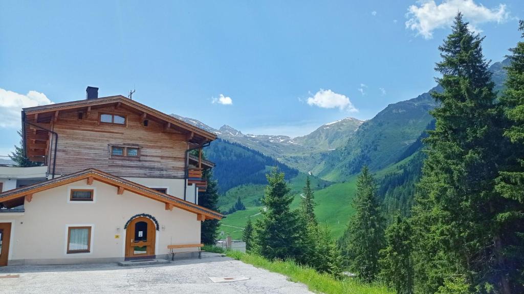 Fuegenberg Apartment | Haus Martina in Hochfügen - ohne Verpflegung