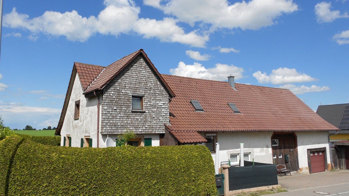 Burgweiler House | Haus Milan 0,5 km bis Naturschutzgebiet , Gemütlichkeit auf 2 Etagen+ Garten
