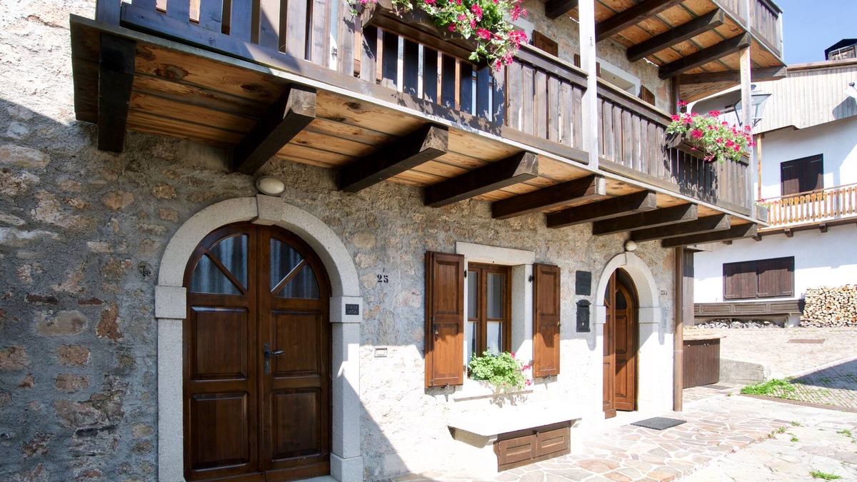Sauris di Sopra Apartment | HAUS PA 'SEFN ACCOMMODATION "TOUCH EARTH"