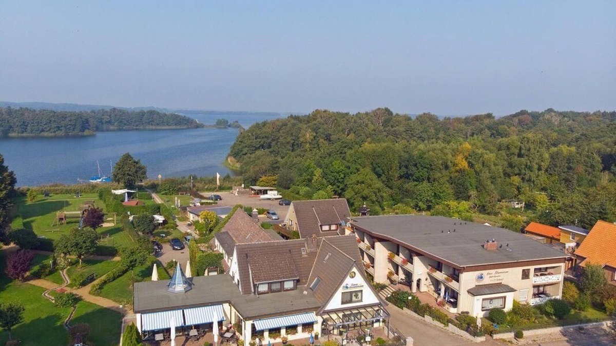 Bosau Apartment | Haus "Schwanensee", Wohnung 5