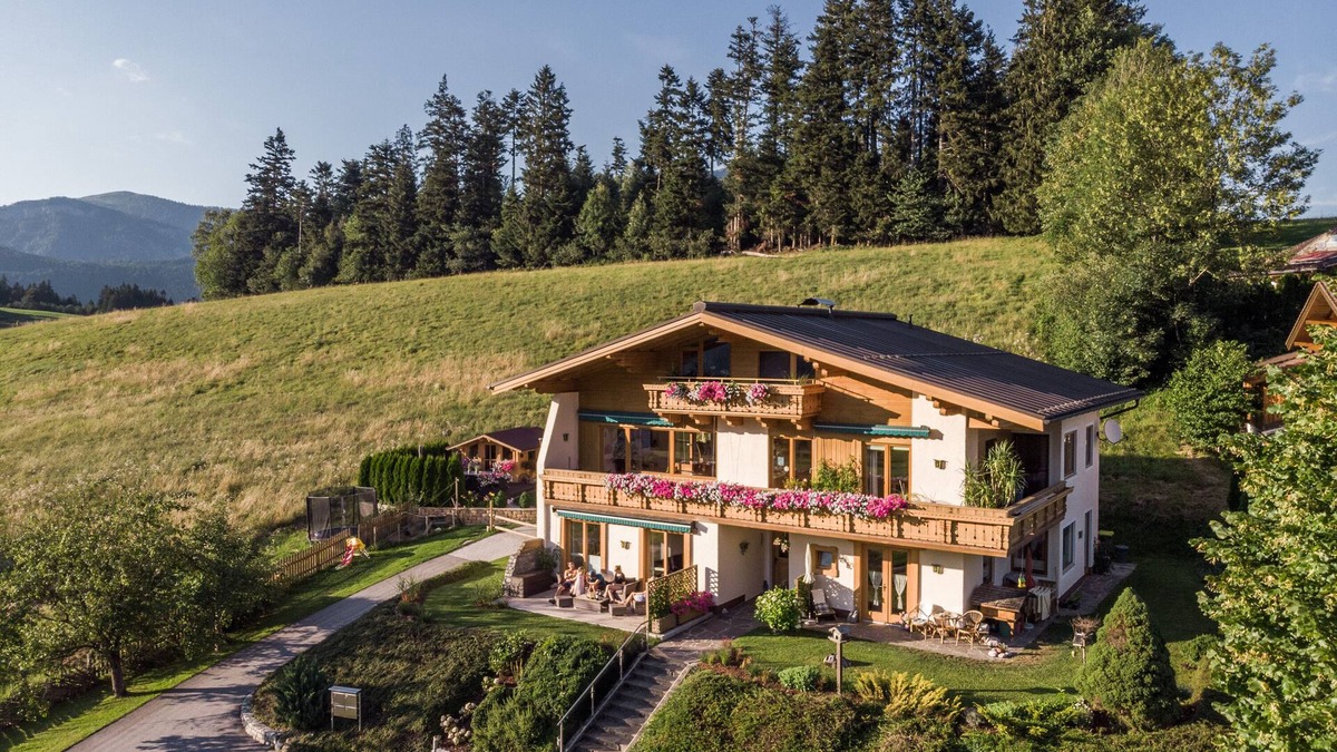 Abtenau Apartment | Haus Sonnblick offers you every comfort you could wish for on vacation!