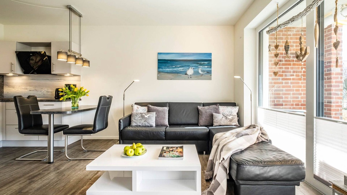 Busum Apartment | Haus Strandläufer- vacation apartment for 2 people with pet
