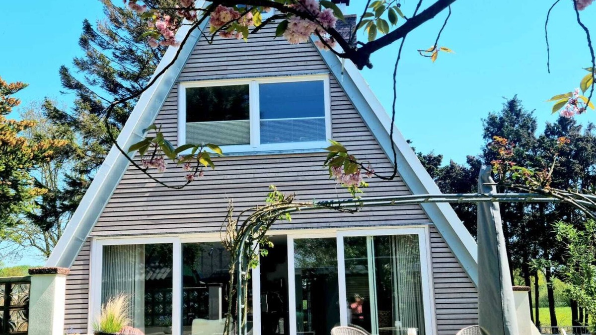 Brodersby House | "Haus Viking" within walking distance of the Schlei for 4 people and 2 dogs in Brodersby
