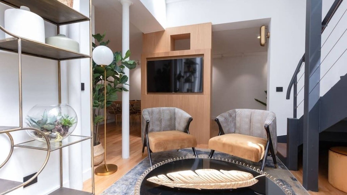 Porte-Saint-Martin Apartment | Haut-Marais Veranda loft Climatise 4ch/3sdb
