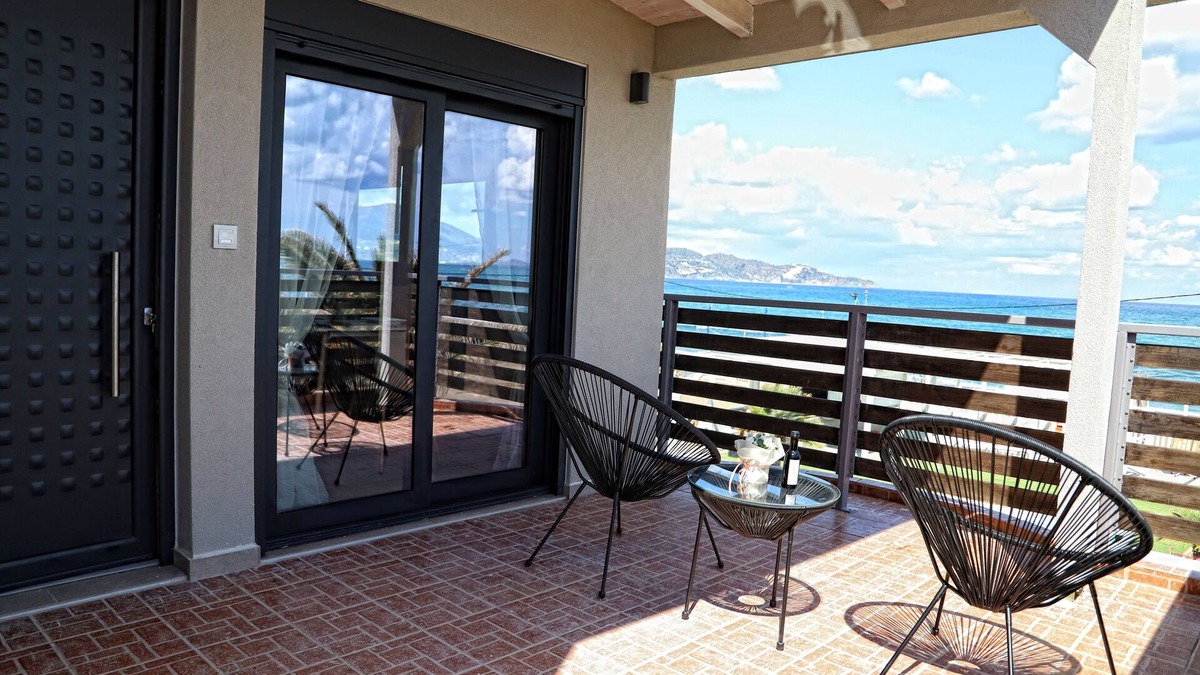 Malevizi Apartment | Havana 2 sea and pool View Luxury Apartment