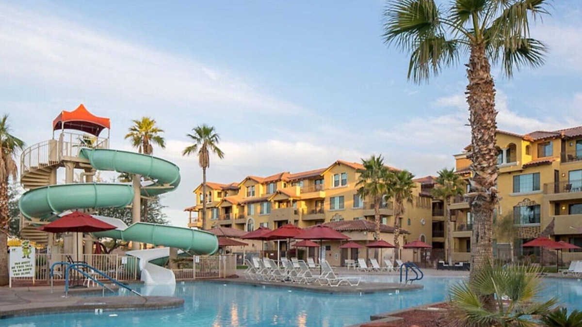Cibola Vista Condo | Have the family enjoy a 3 story waterslide in a resort setting in this 2BD condo