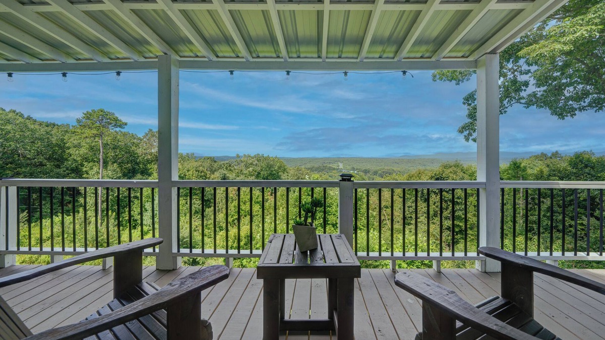 East Ellijay House | Haven at Ellijay with stunning sunset views!