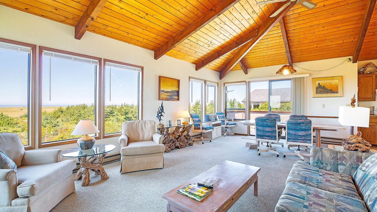Copalis Beach House | Haven Hideaway - Ocean Views from Every Room