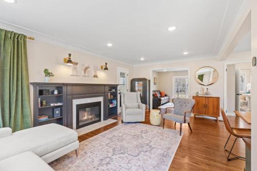 Falcon Heights House | Haven in the Heights