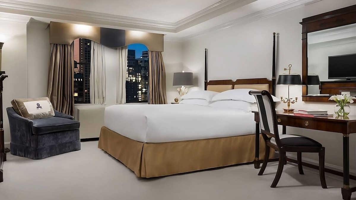 Central New York City House | Haven of Rest and Relaxation! Onsite Dining, Pet-friendly, Walk to Times Square