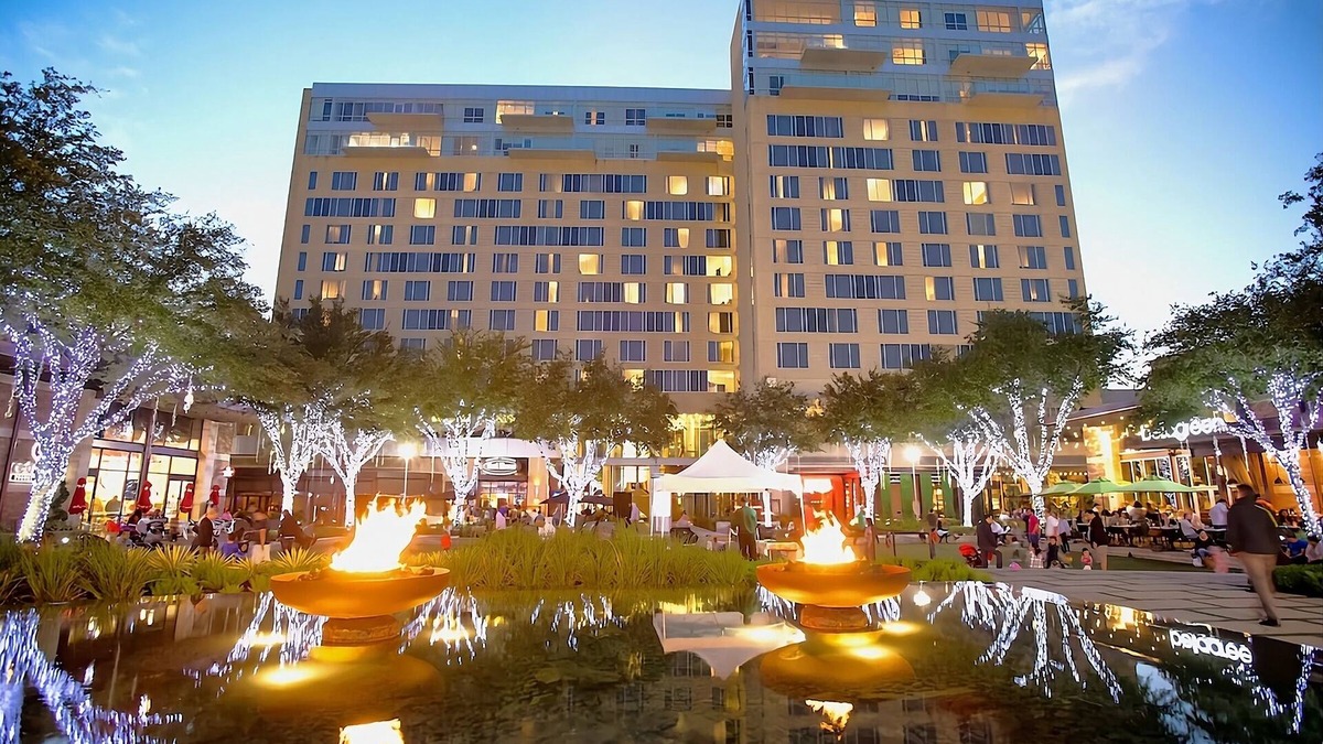 Memorial House | Haven of Serenity! 2 Family-friendly Units, Free Parking w/Onsite Pool