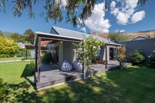 Wanaka House | Haven on Heuchan - Wanaka Holiday Home