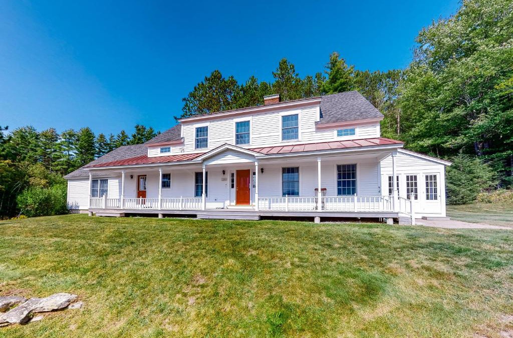 South Londonderry House | Haven on the Hill
