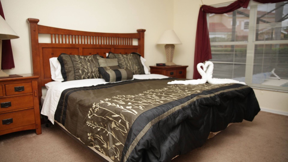 Lake Berkley Villa | Haven Villas
