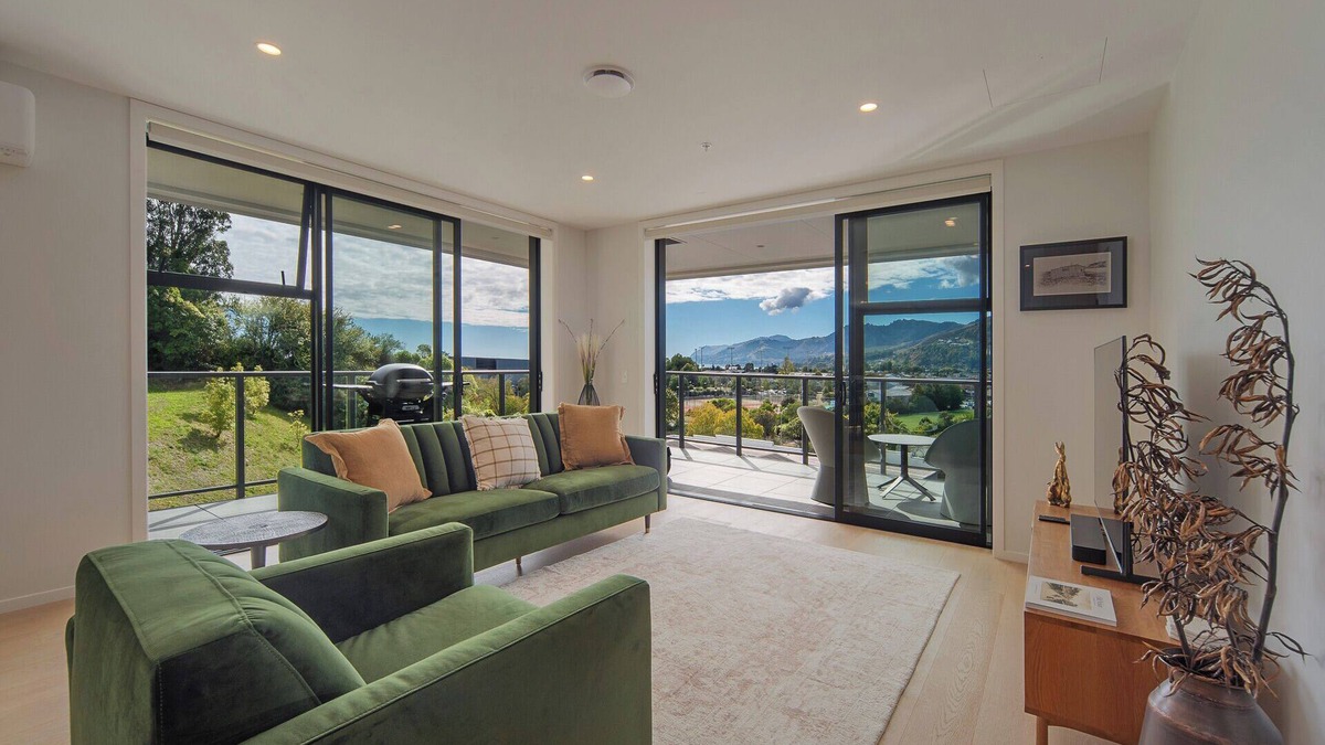 Nelson Apartment | Havenview City Apartment - Stunning Haven & Skyline Views