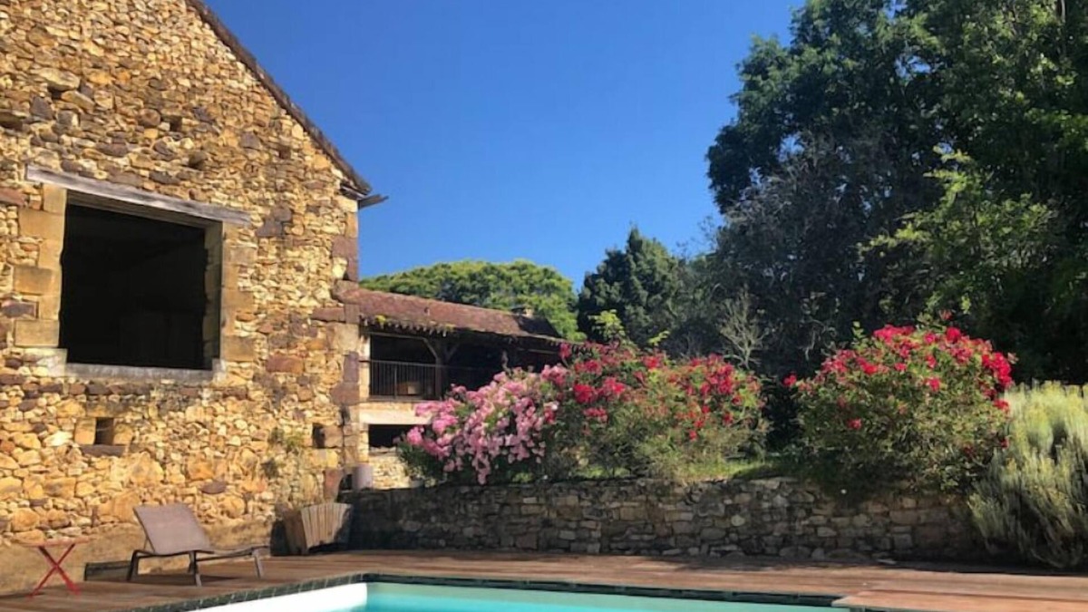Carves House | Havre de Paix: Maison de Campagne Avec Piscine