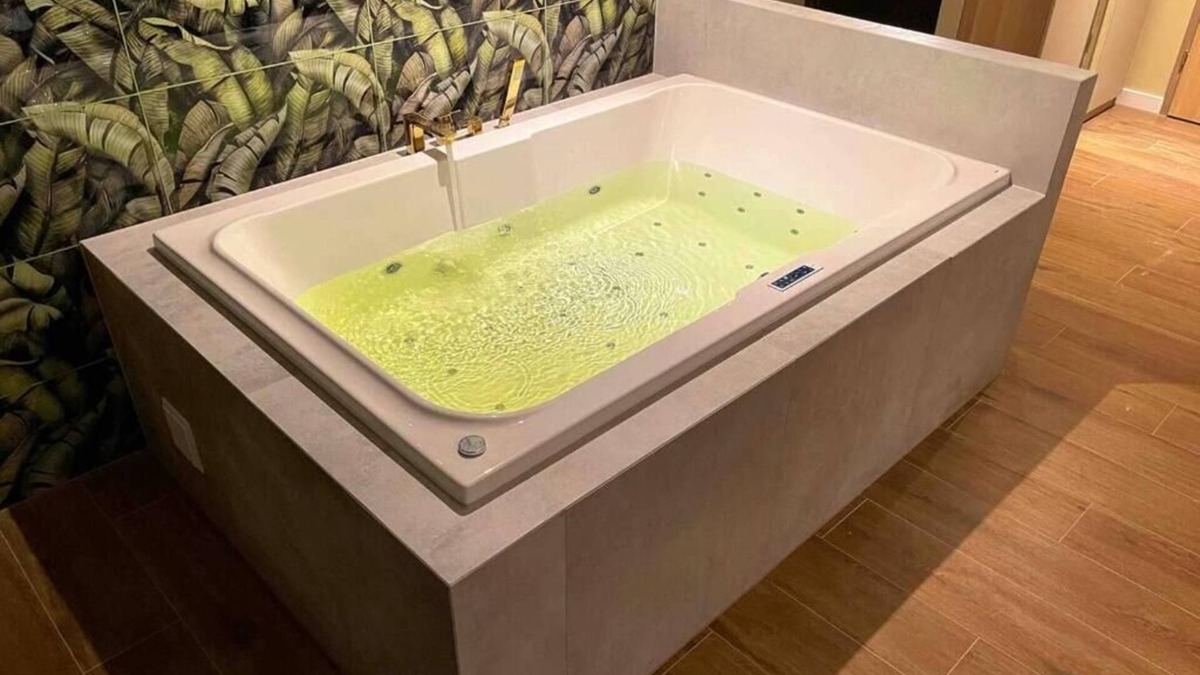 Dziwnowek Condo | Hawaii Beach Lounge, loft with Jacuzzi and terrace