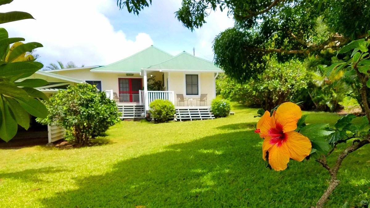 Hawi Cottage | Hawi Haven! Where far away never felt so close to home!