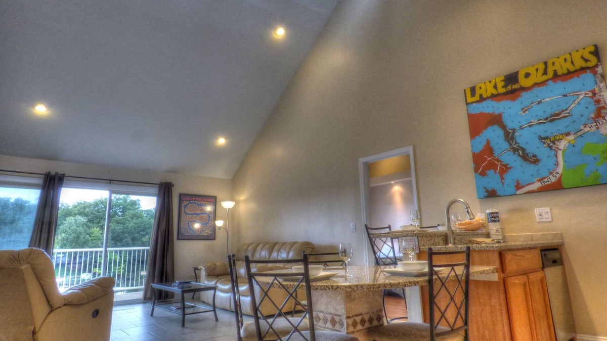 Osage Beach Condo | HAWKS NEST 2 BED 2 BATH PET FRIENDLY BOAT SLIP DIRECLY ON LAKE