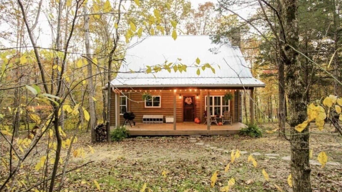 St. James Cabin | Hawks Ridge Cabin