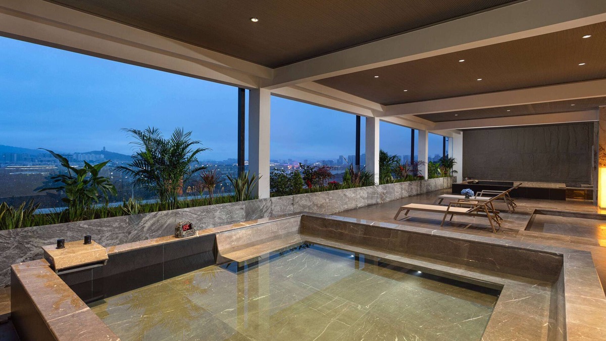 Mile Hotel | Hawthorn by Wyndham Honghe Mile Hot Spring