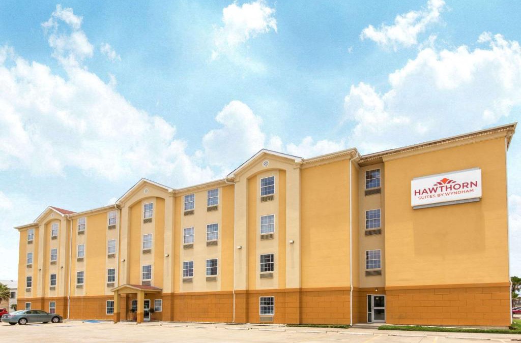 Corpus Christi Hotel | Hawthorn Extended Stay by Wyndham Corpus Christi Padre Isle