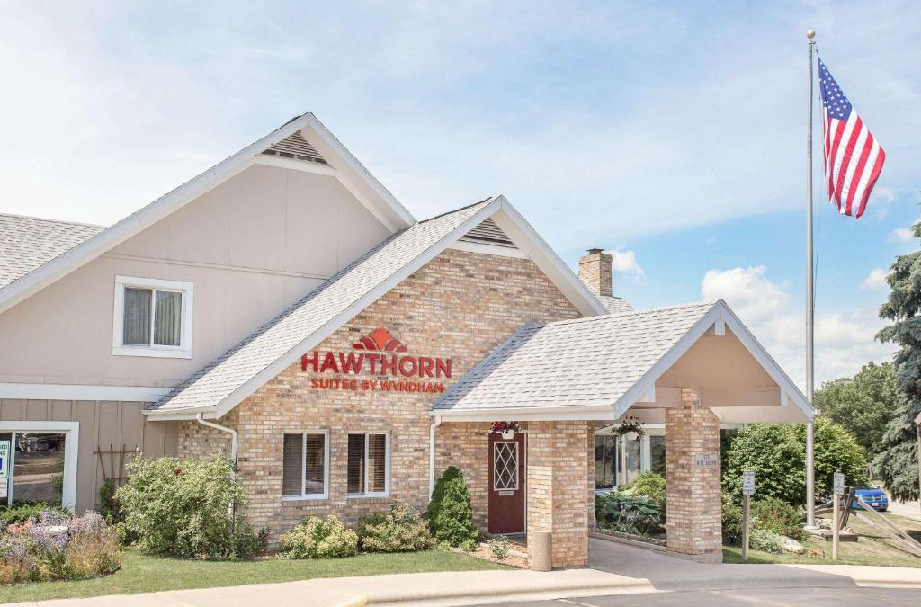 Allouez Hotel | Hawthorn Extended Stay by Wyndham Green Bay