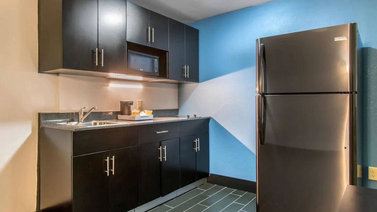 Chambersburg Hotel | Hawthorn Extended Stay by Wyndham Chambersburg