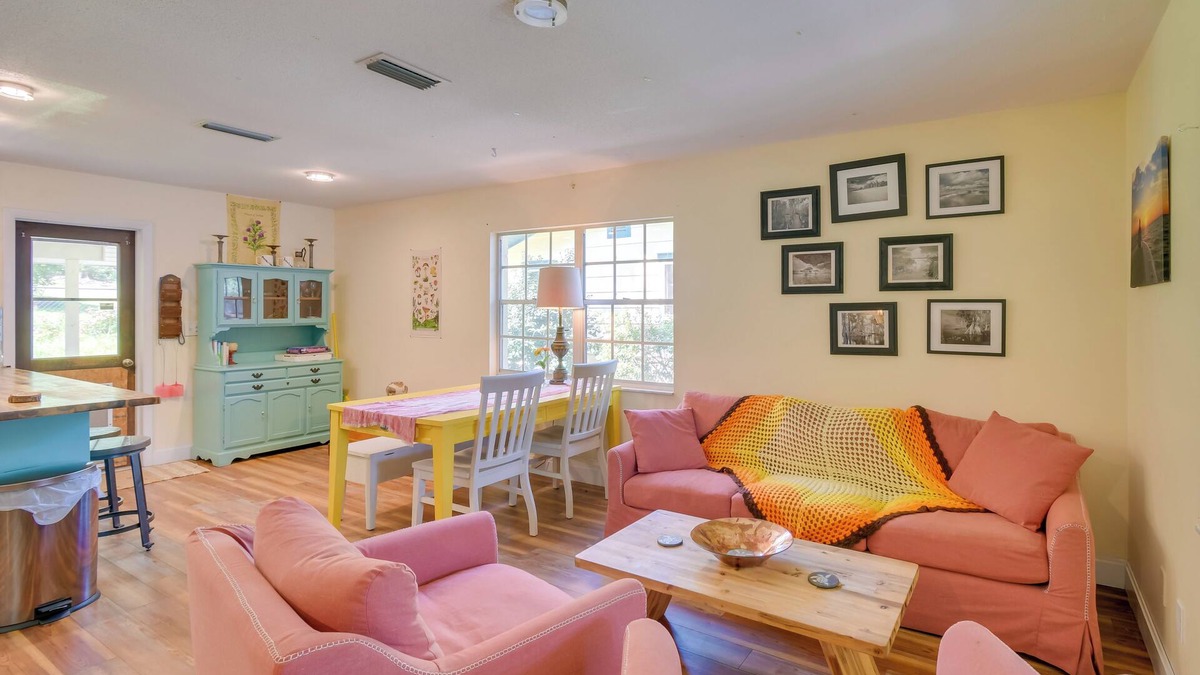 Hawthorne House | Hawthorne Retreat w/Casita + Lake Winnott Access!