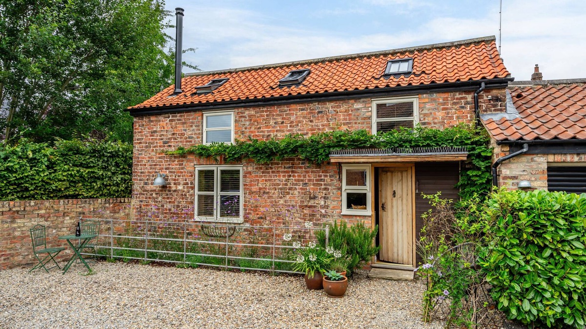 Haxby House | Haxby Hayloft: A Charming Countryside Retreat Near York