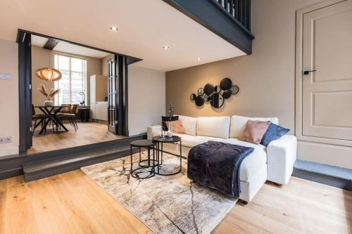 Zuidwal Apartment | Haya Historic - Malbec