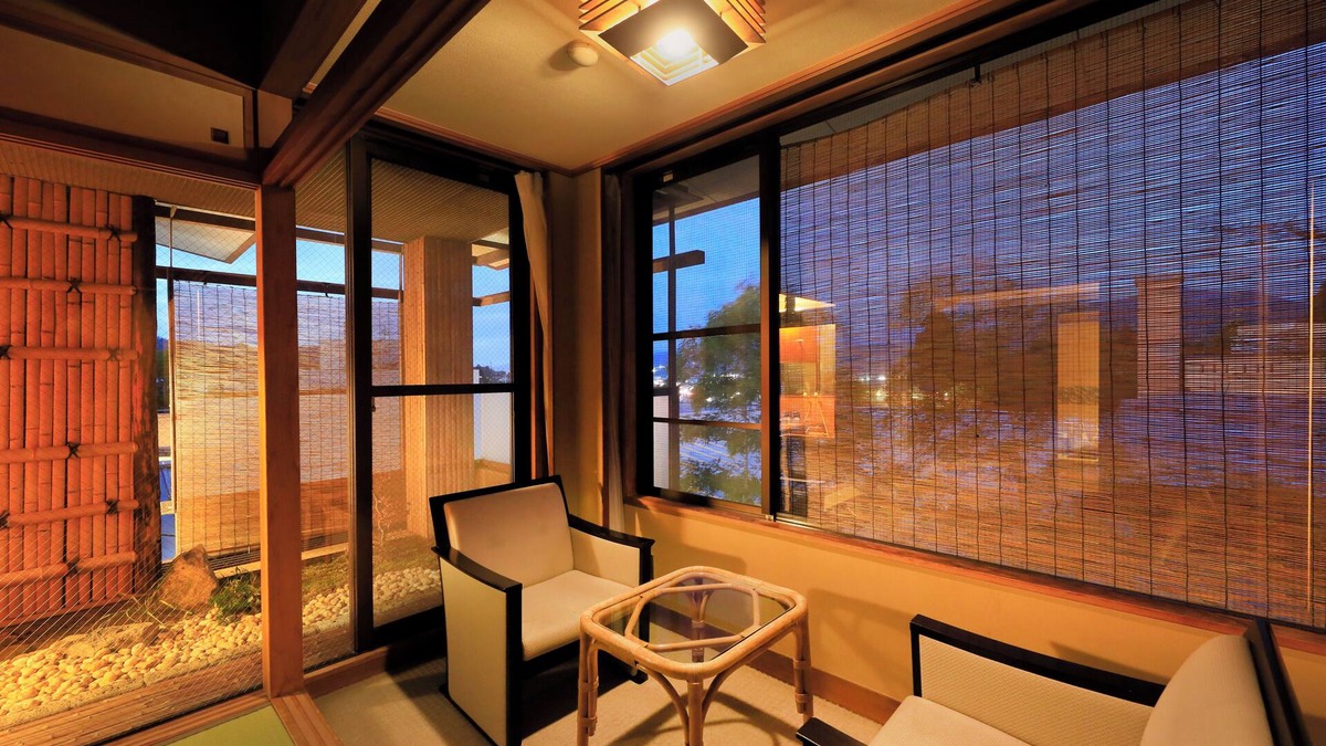 Kaminoyama House | Hayamakan