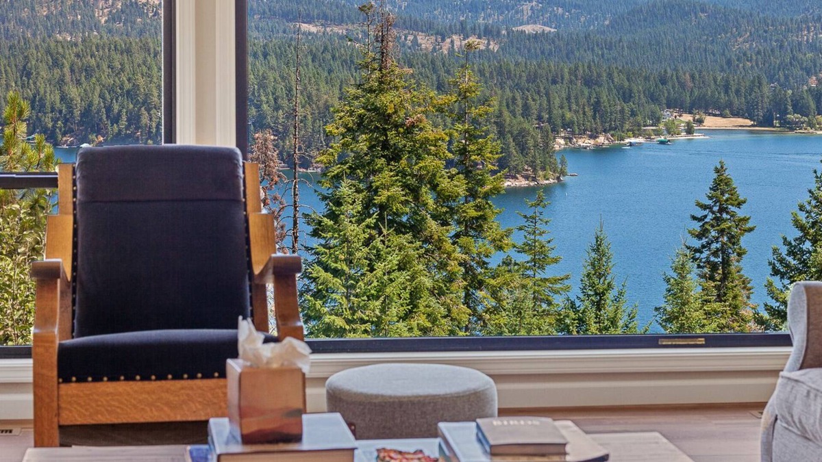 English point House | Hayden | Stunning Views | Sleeps 8