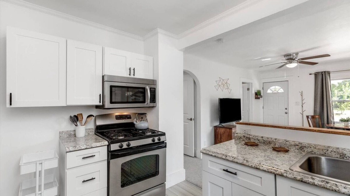 Hazel Park House | Hazel Park Comfy Cottage