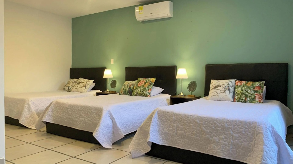 Roldanillo Bed & Breakfast | HB decoración antigua - Aire, Agua Caliente y Wifi