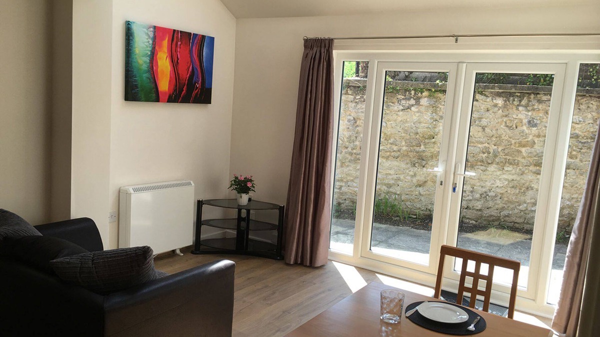 Headington Apartment | Headington Oxford, an ENTIRE 2bed + TV& WiFi - Appartment