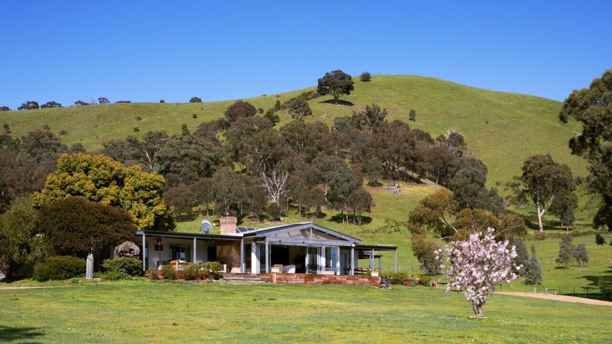Strath Creek House | Headley Homestead - The Village Green