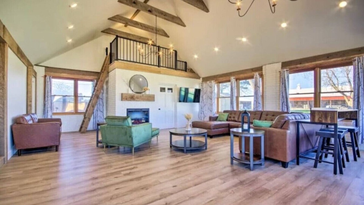 Rolla Other | Headquarters @ Prairie Base, Roomy 2 King Ensuites