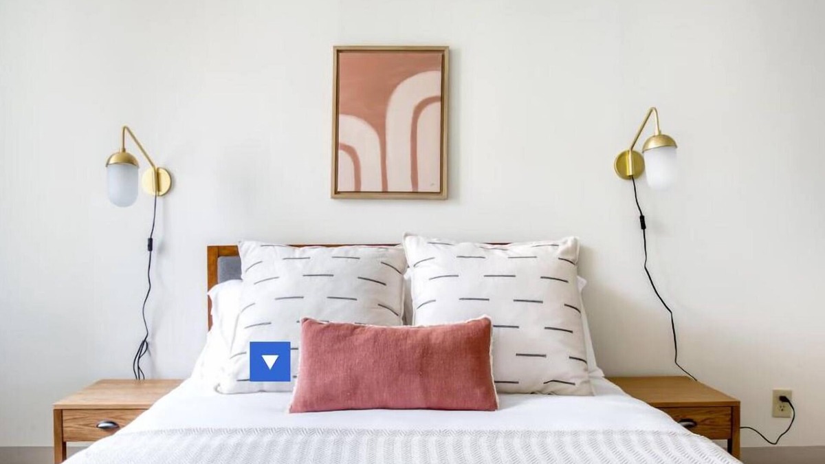 Prudential - St. Botolph Apartment | Heart of Back Bay Condo 3BR 2BA