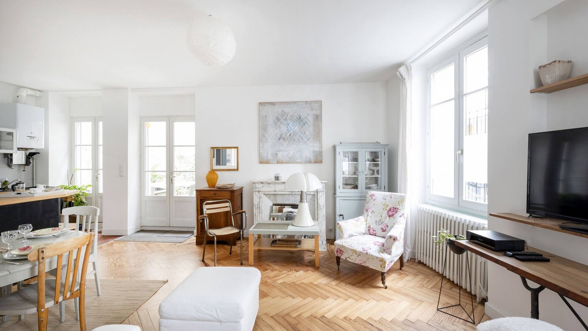 Saint Seurin - Fondaudege Apartment | Heart of Bordeaux, charming apt with patio