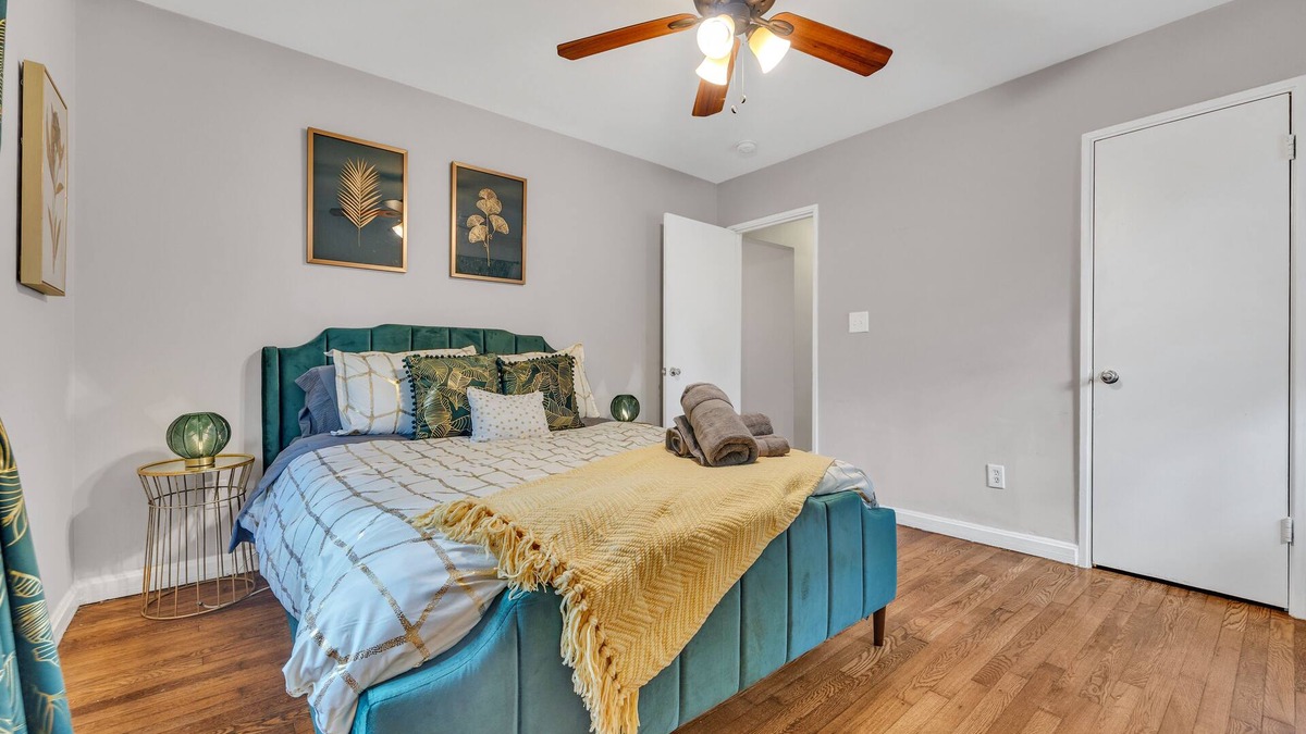 Lindridge-Martin Manor House | Heart of Buckhead: Huge Fenced Backyard