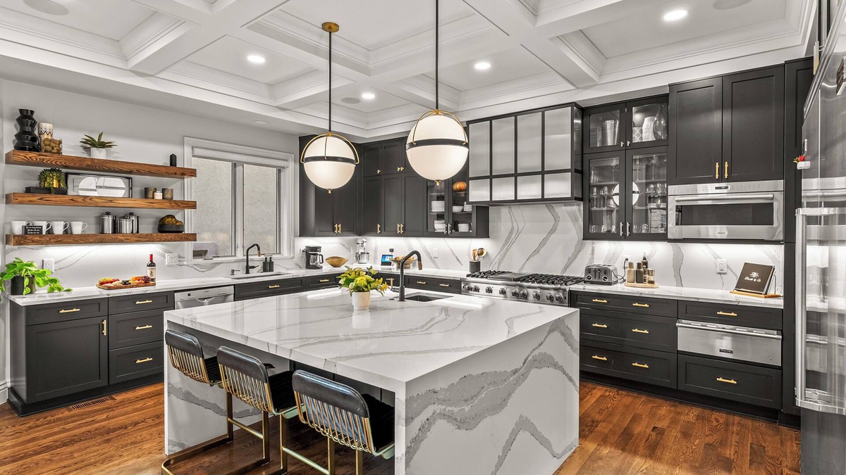 Cherry Creek House | Heart of Cherry Creek Modern Mansion Rooftop