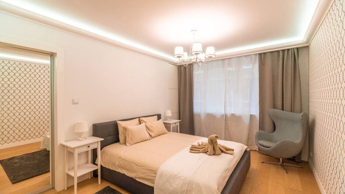 Stare Miasto Apartment | Heart of Kraków - Top Location, Main Square Nearby by Rentujemy