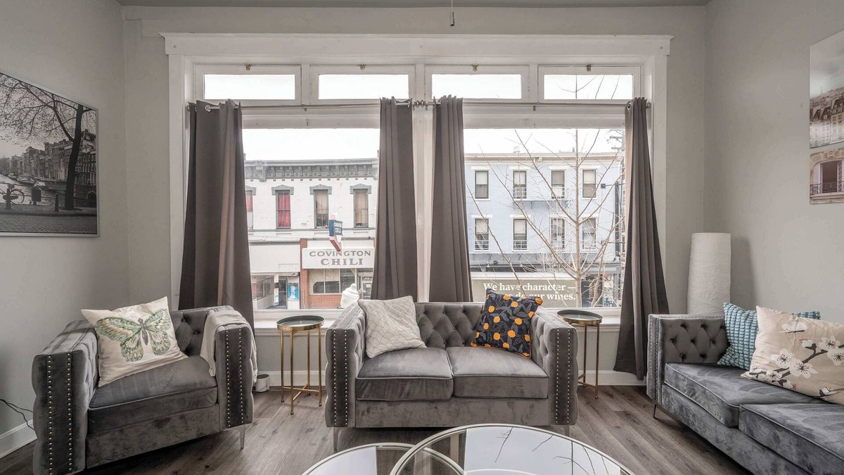 Covington Condo | Heart of Madison 2 Su